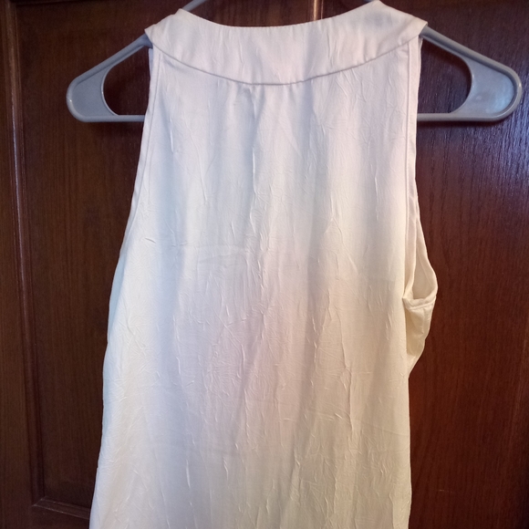 Silky tank top with pearls/beading at neck. - Picture 4 of 5